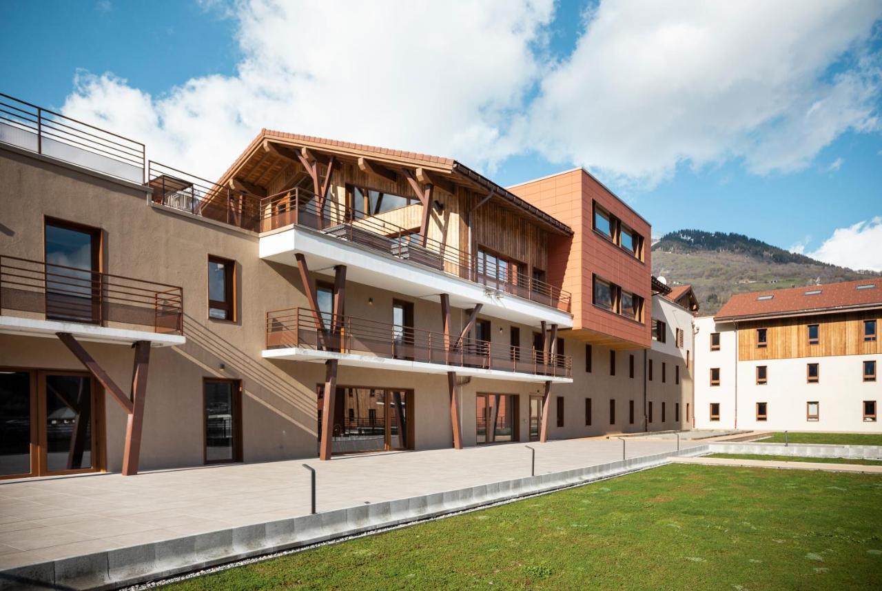 Hotel Base Camp Lodge - Bourg Saint Maurice Экстерьер фото
